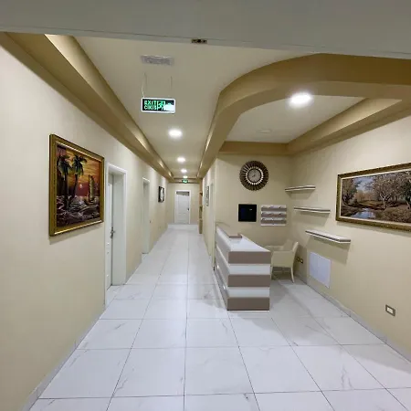 Ξενοδοχείο Hotel Gjyshi